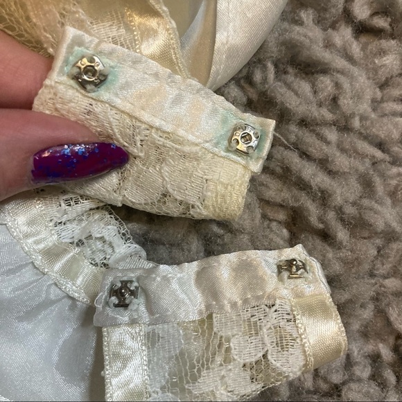 VINTAGE Gold Label VS White Lace Teddy Bodysuit - Picture 10 of 13